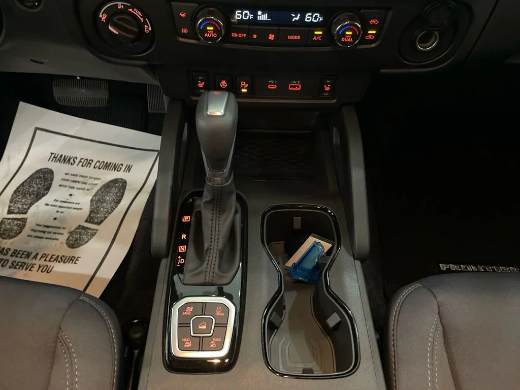 New 2026 Glacier White Nissan Crew Cab SV image 20