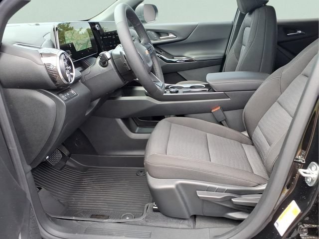 New 2027 Mosaic Black Metallic Chevrolet LT image 16