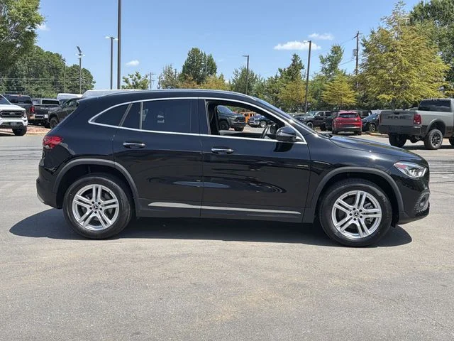 Used 2023  Mercedes-Benz GLA 250 image 14