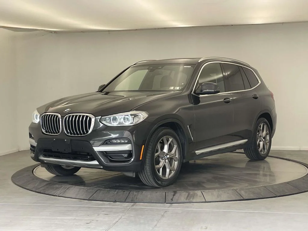 Used 2020 Gray BMW xDrive30i image 1
