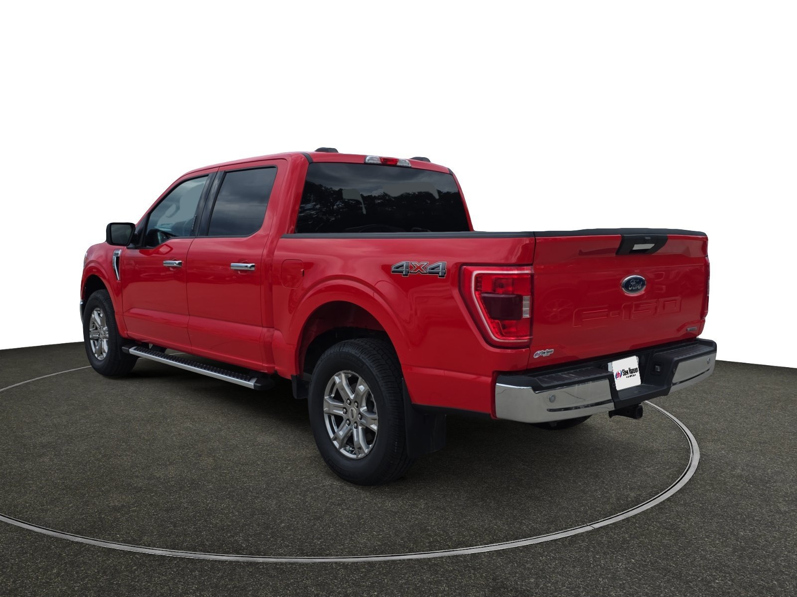 Used 2022 Race Red Ford XLT image 3