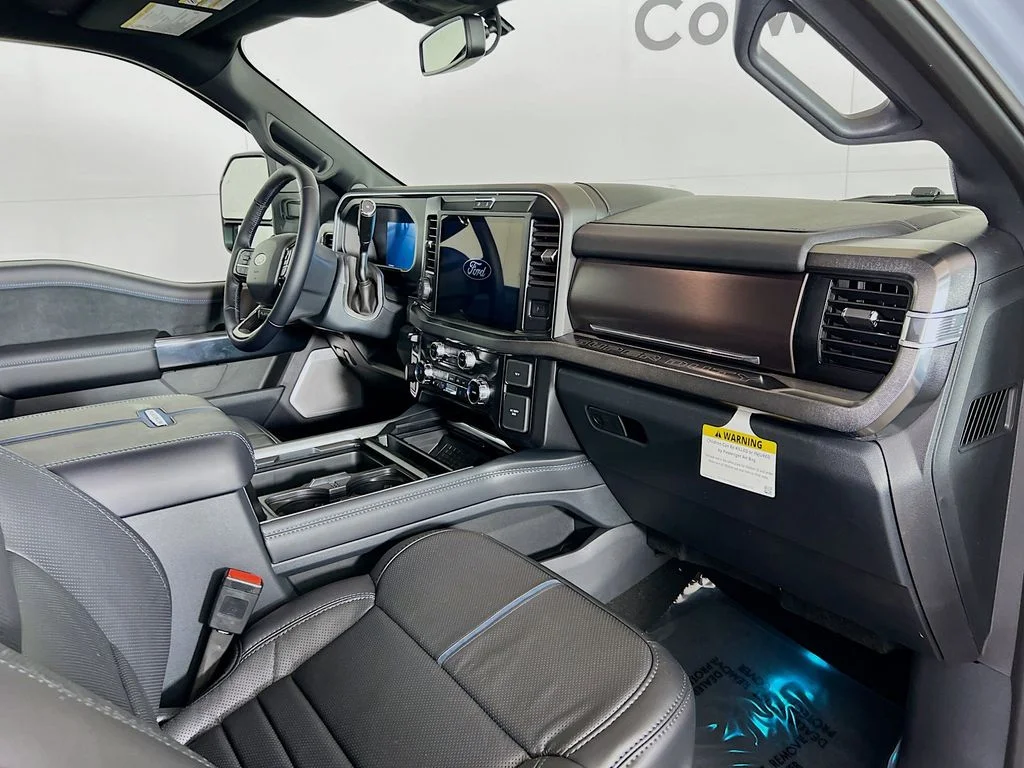 New 2026 Glacier Gray Metallic Tri-Coat Ford Platinum image 30