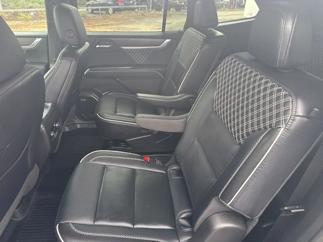 Used 2025 Black GMC Denali image 28