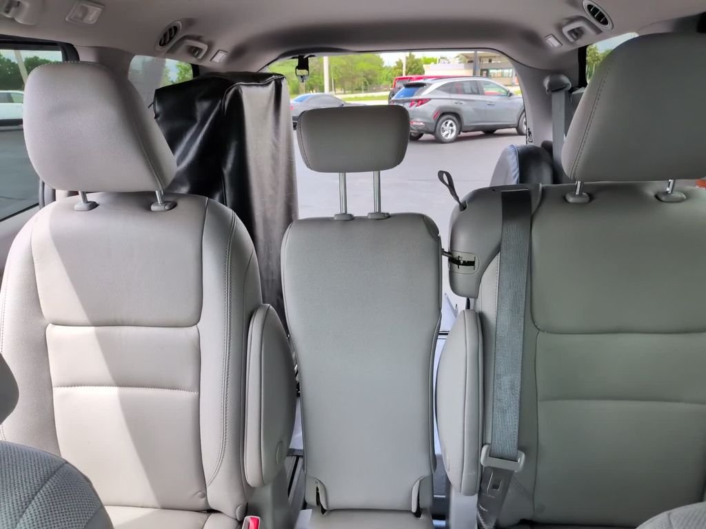 Used 2020 Gray Toyota L image 19