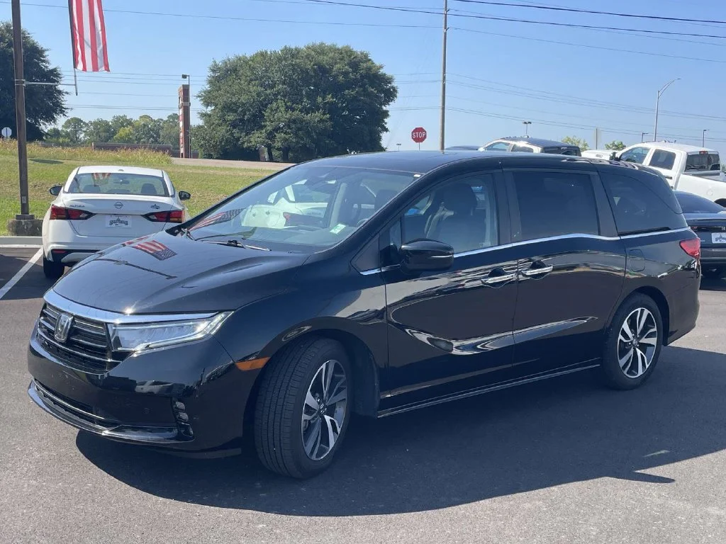 Certified Used 2022  Honda Touring image 7
