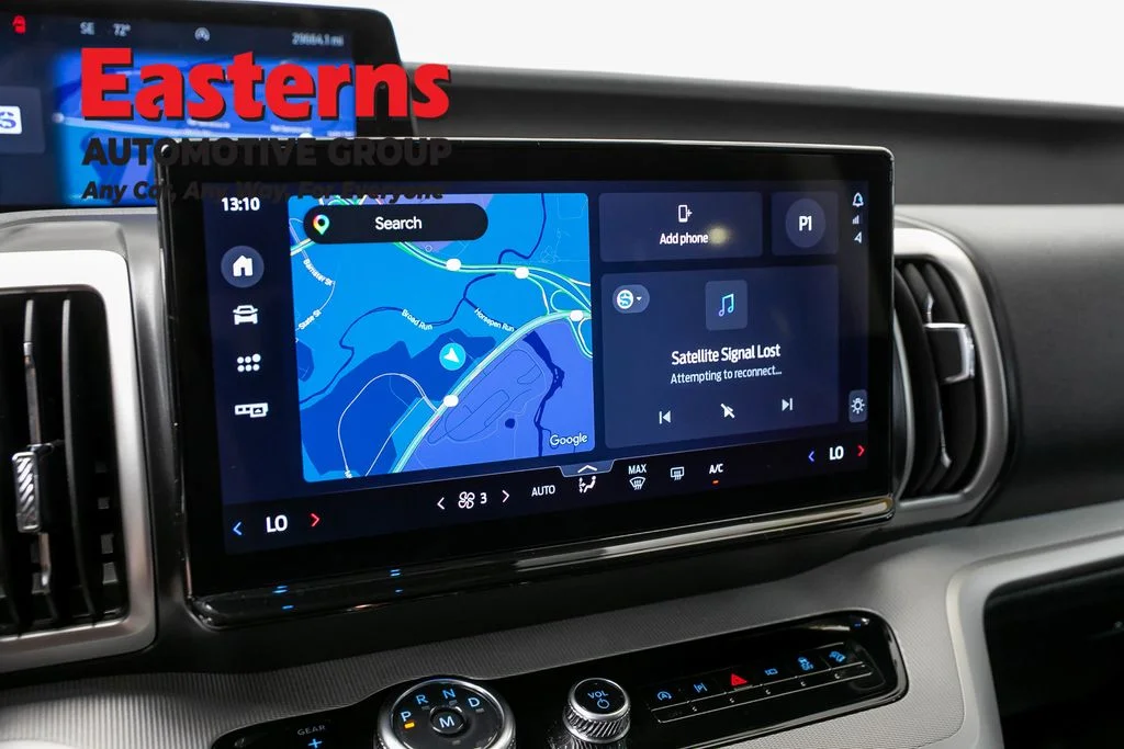 Used 2025 White Ford Active image 19