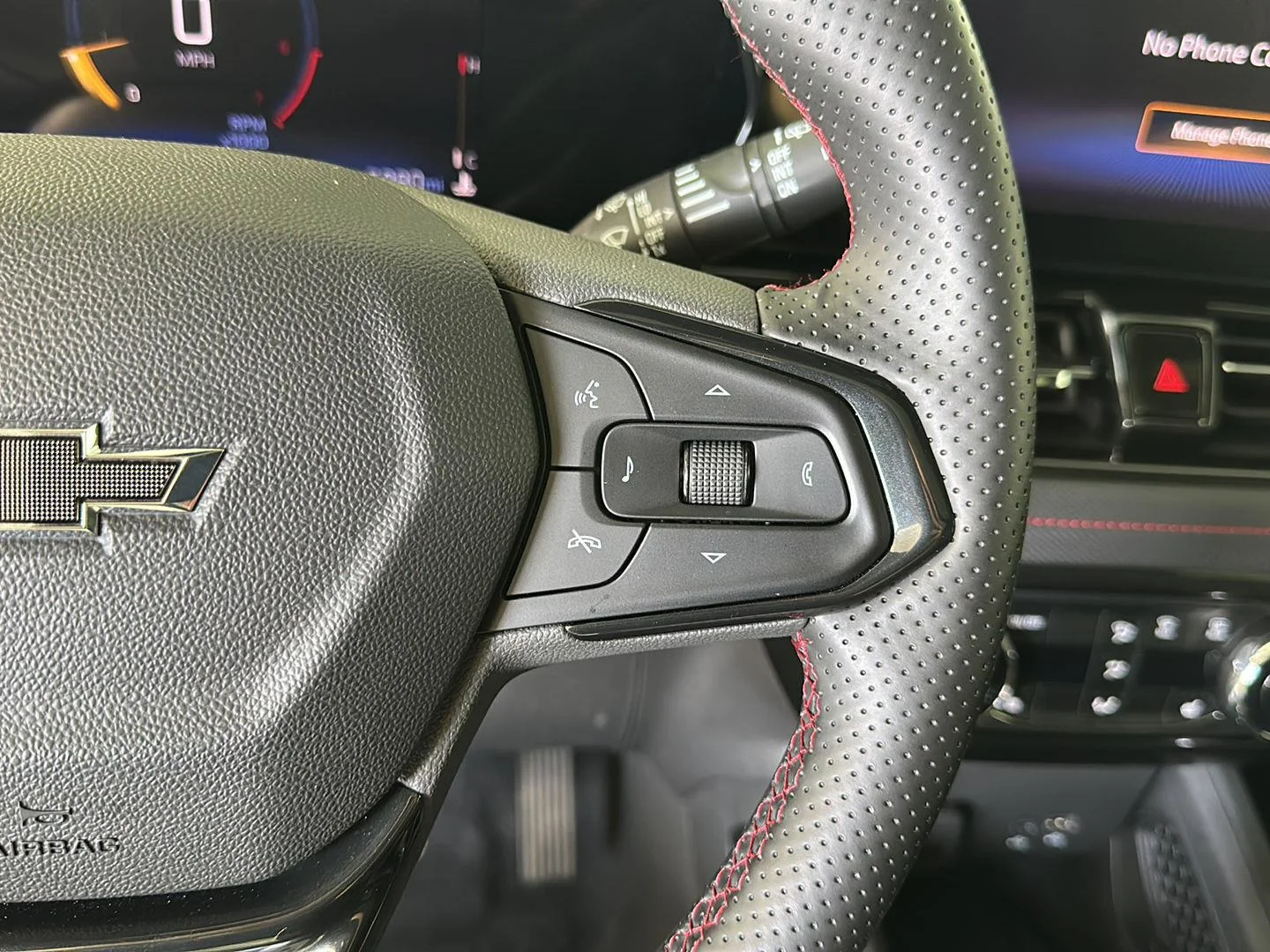 Used 2026 Iridescent Pearl Tricoat Chevrolet RS image 20
