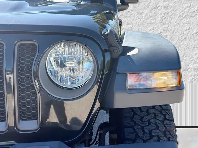 Used 2021 Black Clearcoat Jeep Unlimited Rubicon image 9