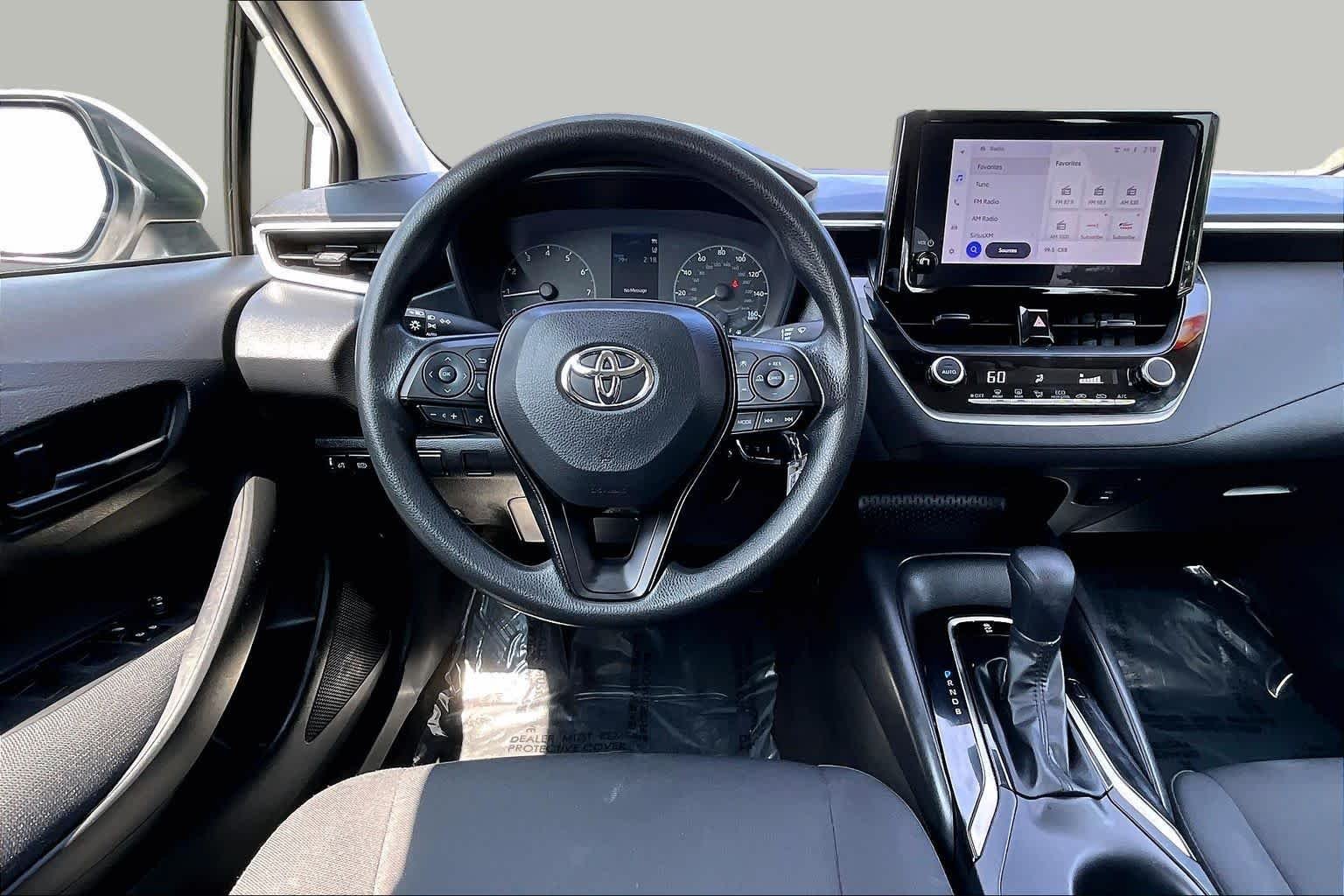 Used 2023 Ice Cap Toyota LE image 6