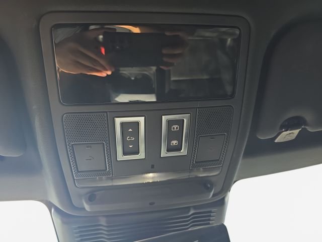 Certified Used 2025 White Land Rover S image 29