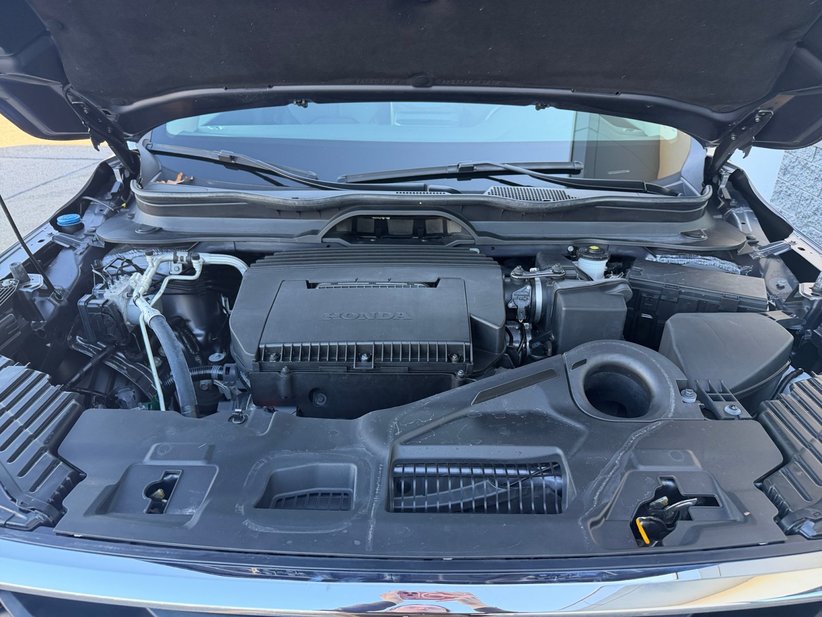Used 2024 Gray Honda EX-L 7 Passenger image 6
