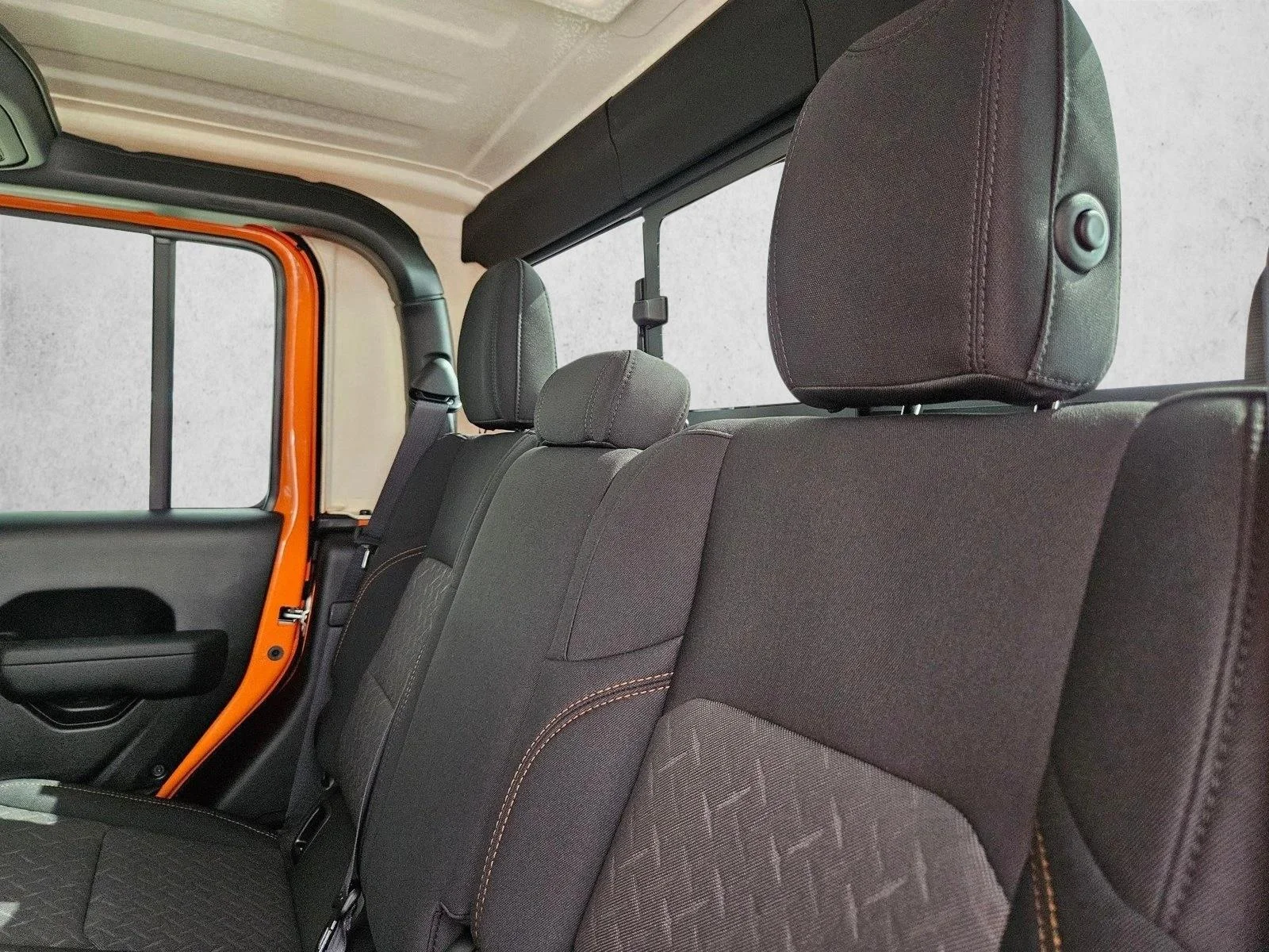 New 2026 Joose Exterior Paint Jeep Mojave image 15