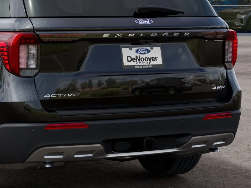 New 2027 Agate Black Metallic Ford Active image 23