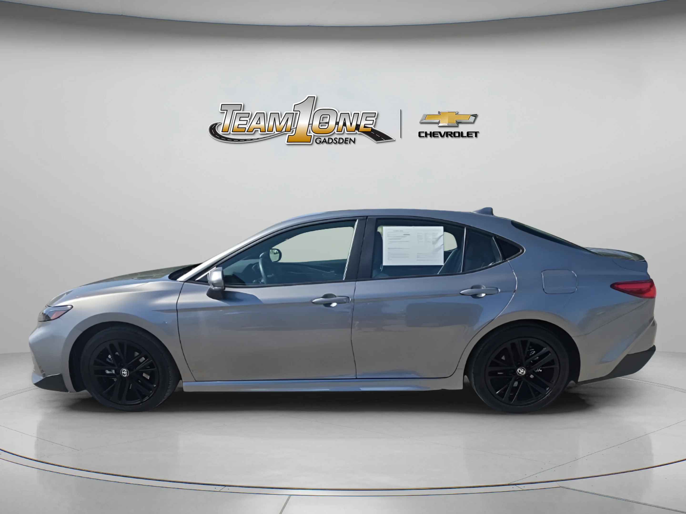 Used 2025 Gray Toyota SE image 4