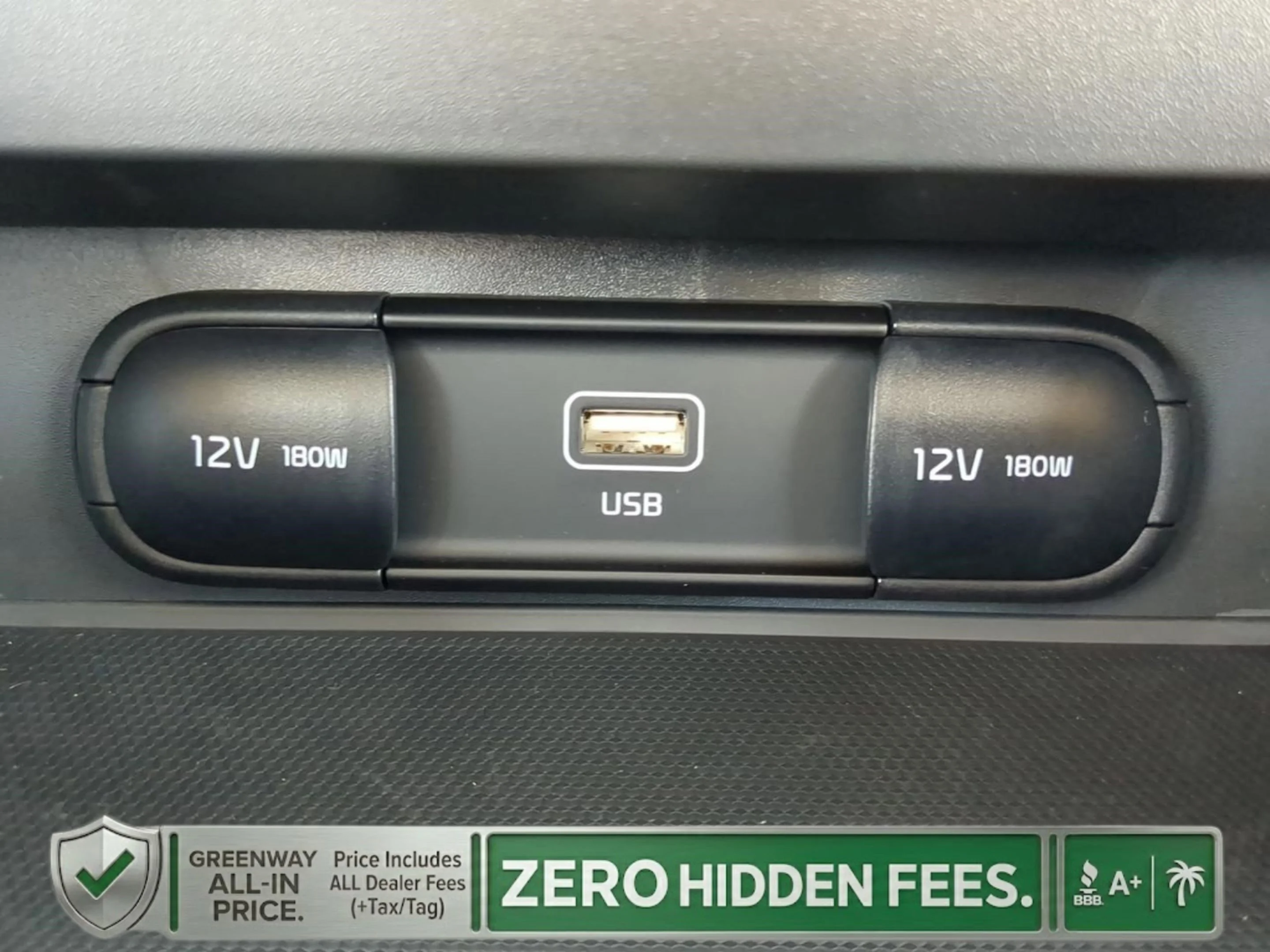 2025 Kia Soul LX - Photo 18