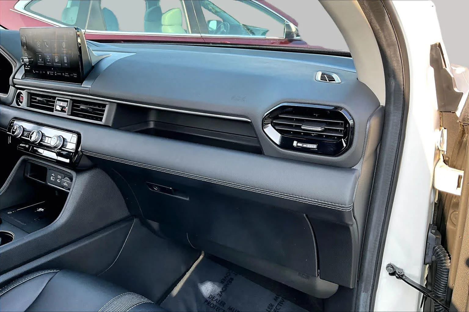 Used 2025 Platinum White Pearl Honda EX-L image 19