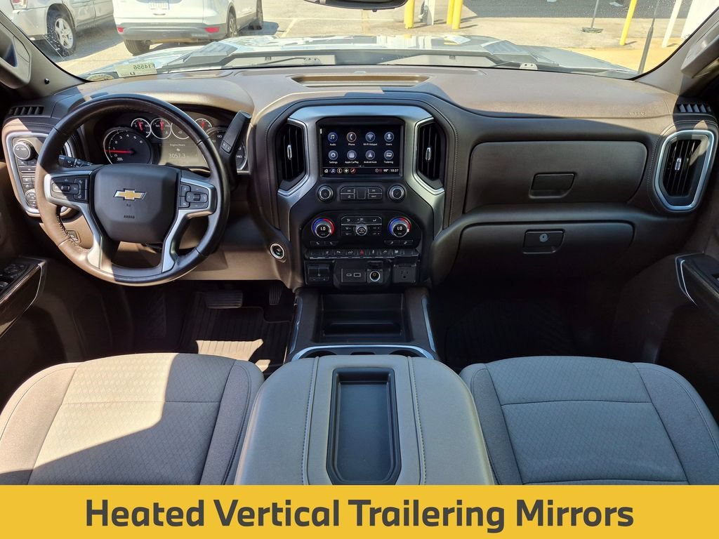 Used 2022 Silver Ice Metallic Chevrolet LT image 25