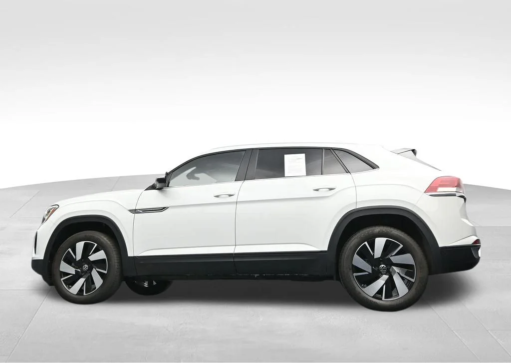 2025 Volkswagen Atlas Cross Sport SE w/Tech - Photo 42