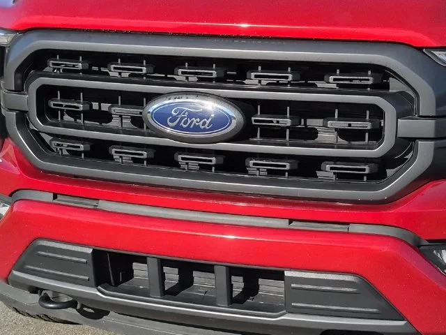 Used 2023 Red Ford XLT image 36