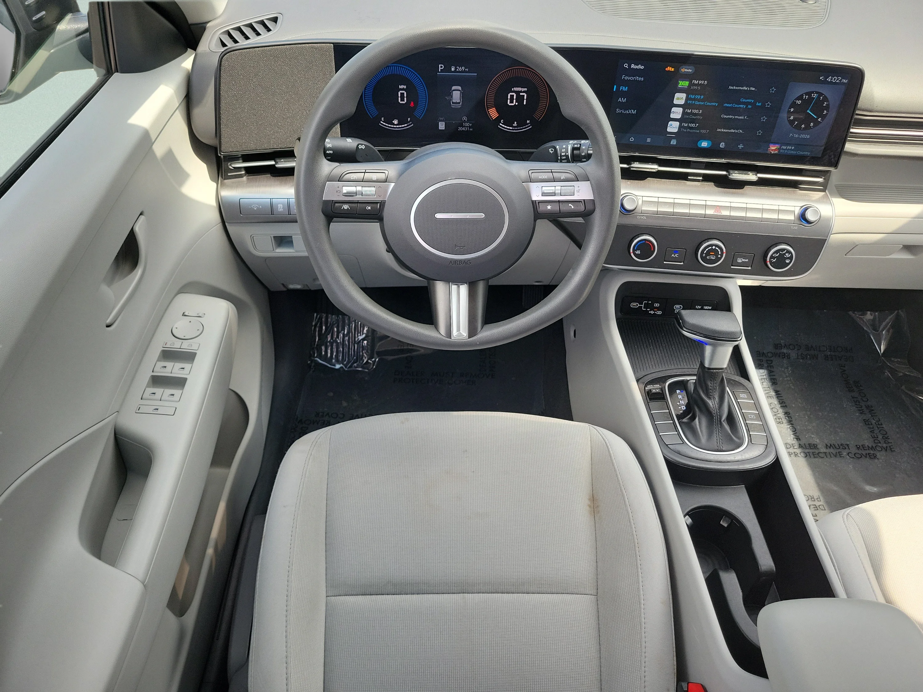 Used 2025 Abyss Black Pearl Hyundai SE image 13