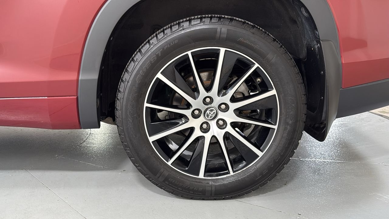 Used 2018 Red Toyota SE image 24