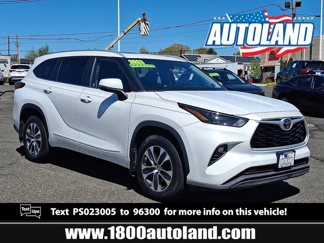 2023 Toyota Highlander XLE