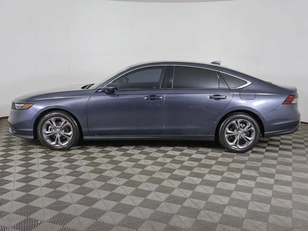 2024 Honda Accord EX - Photo 17