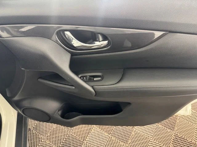 Used 2019 White Nissan SV image 19