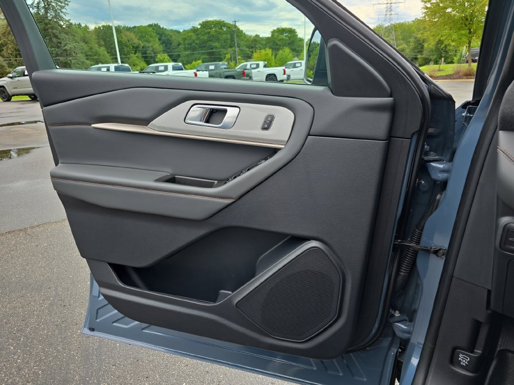 Used 2025 Blue Ford Active image 29