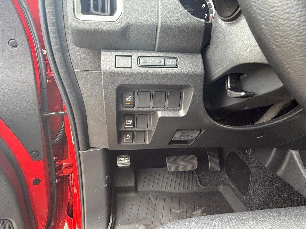 2026 Nissan Frontier SV - Photo 13