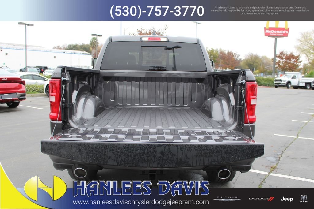 New 2026 Granite Crystal Metallic Clear-Coat Exterior Paint RAM Laramie image 10