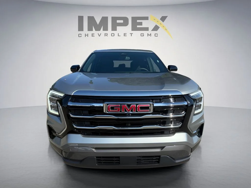 Used 2026 Silver GMC Elevation image 8
