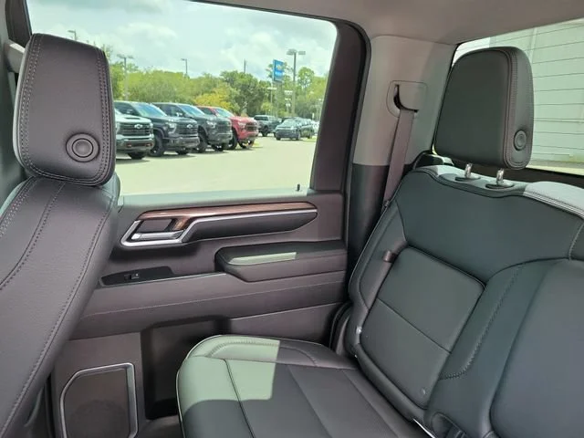 2024 Chevrolet Silverado 3500HD LT - Photo 18