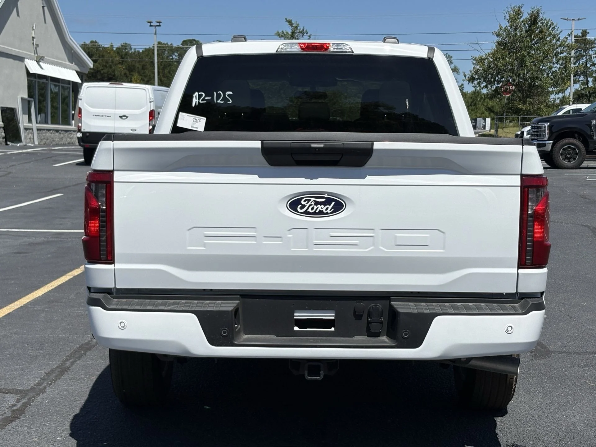 New 2026 Oxford White Ford XLT image 21
