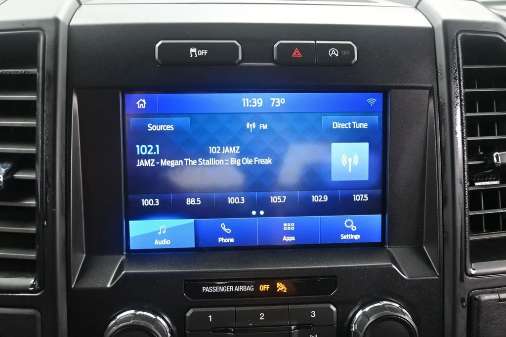 Used 2019 Black Ford XL image 16