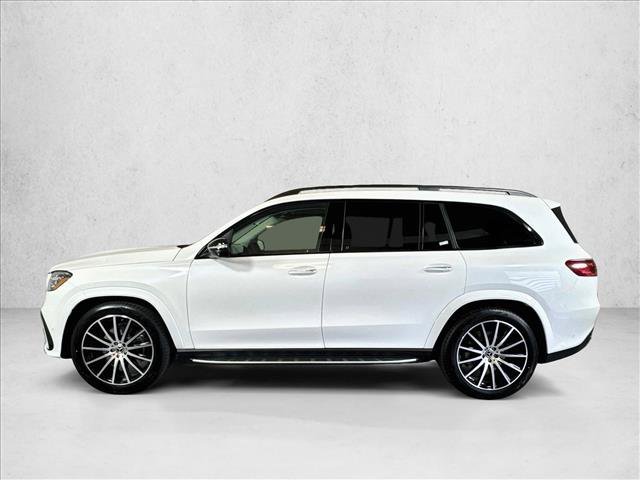 New 2026 MANUFAKTUR Moonlight White Metallic Mercedes-Benz GLS 450 image 38