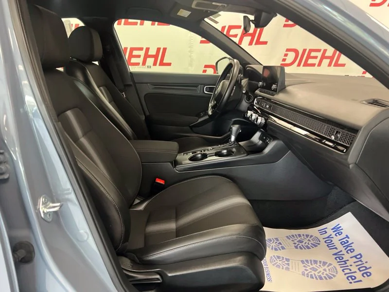 Used 2024  Honda Sport image 12