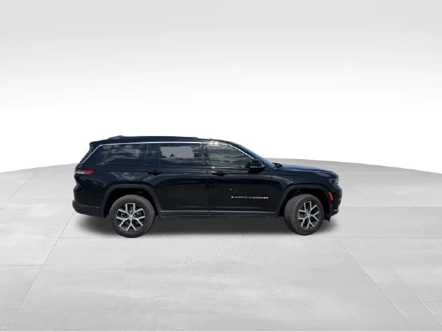 Used 2025 Black Jeep Limited image 7