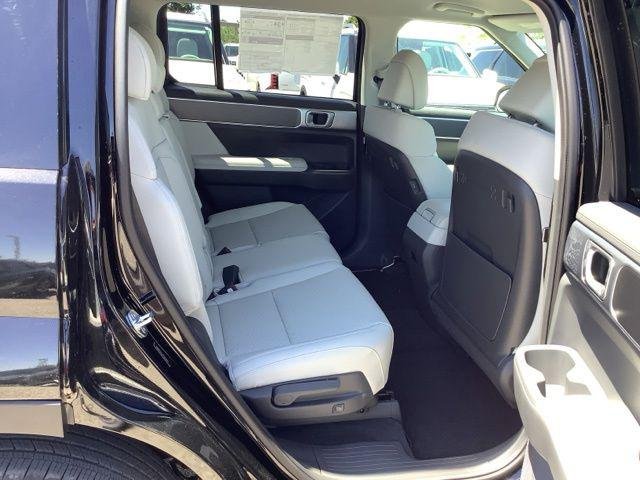 New 2026 Phantom Black Hyundai SEL image 11