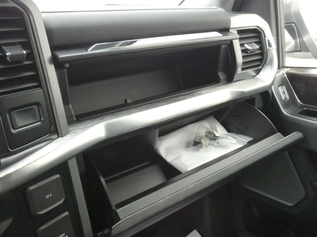 Used 2023 Gray Ford Lariat image 34