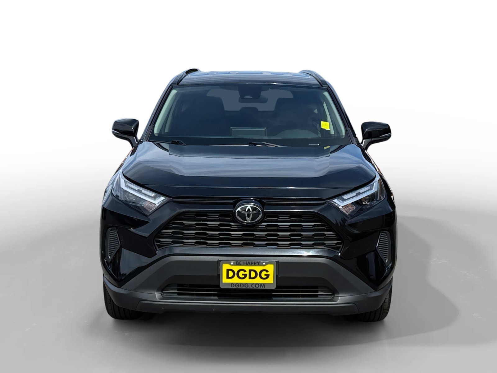 Used 2025 Midnight Black Metallic Toyota XLE image 8