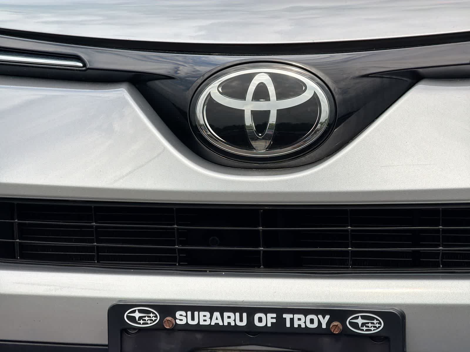 Used 2018 Silver Sky Metallic Toyota LE image 12