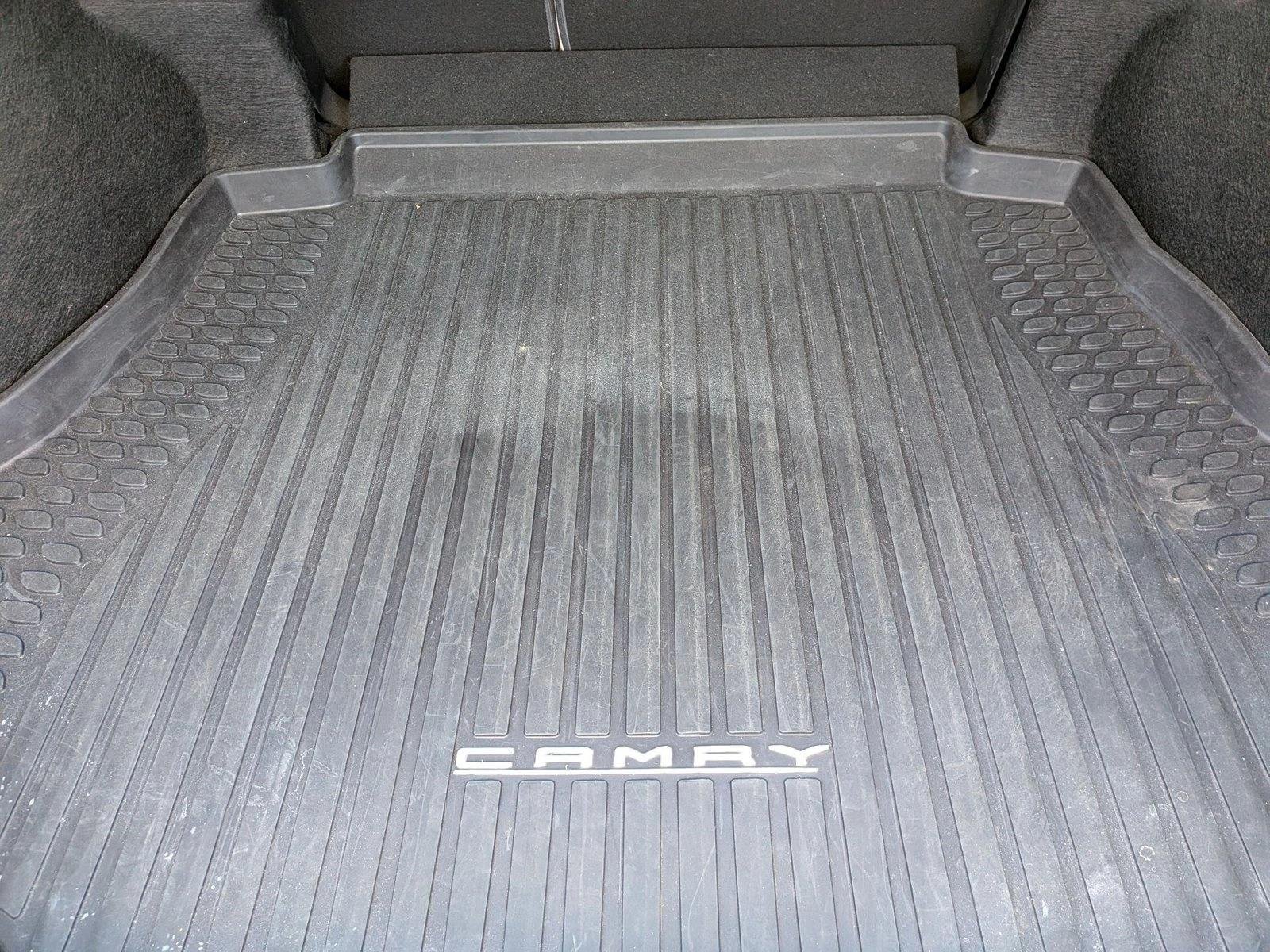 Used 2019 Galactic Aqua Mica Toyota LE image 6