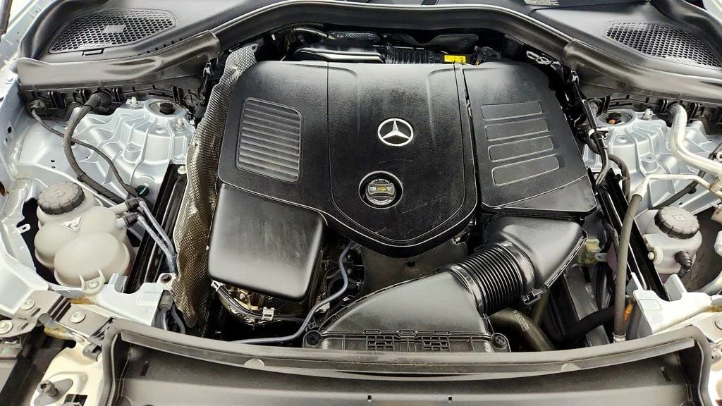 Used 2024 Cirrus Silver Metallic Mercedes-Benz GLC 300 4MATIC Coupe, AMG® Line w/ Nappa Leather Upholstery image 27