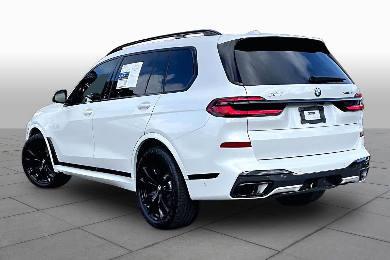 Certified Used 2025 Mineral White Metallic BMW xDrive40i image 12