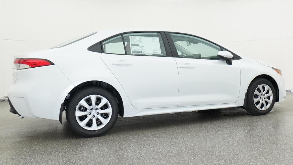 New 2026 Wind Chill Pearl Toyota LE image 11