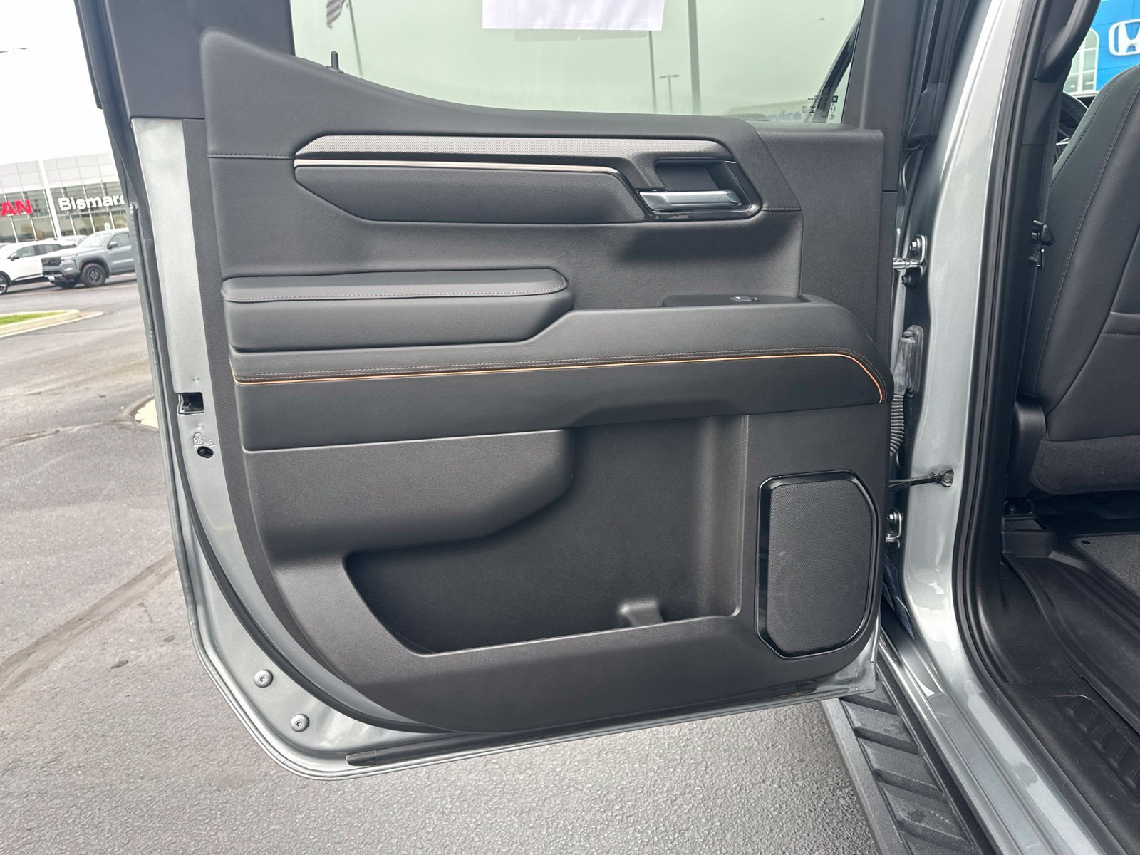 Used 2025 Gray GMC AT4 image 26