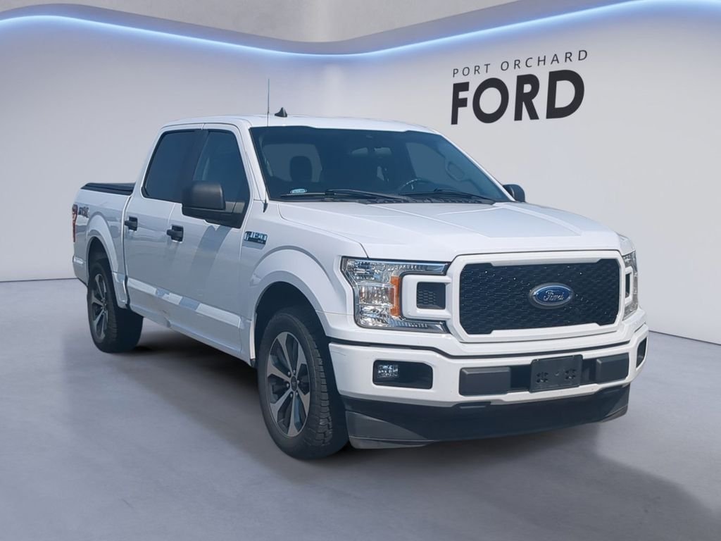 Used 2020 White Ford XL image 9