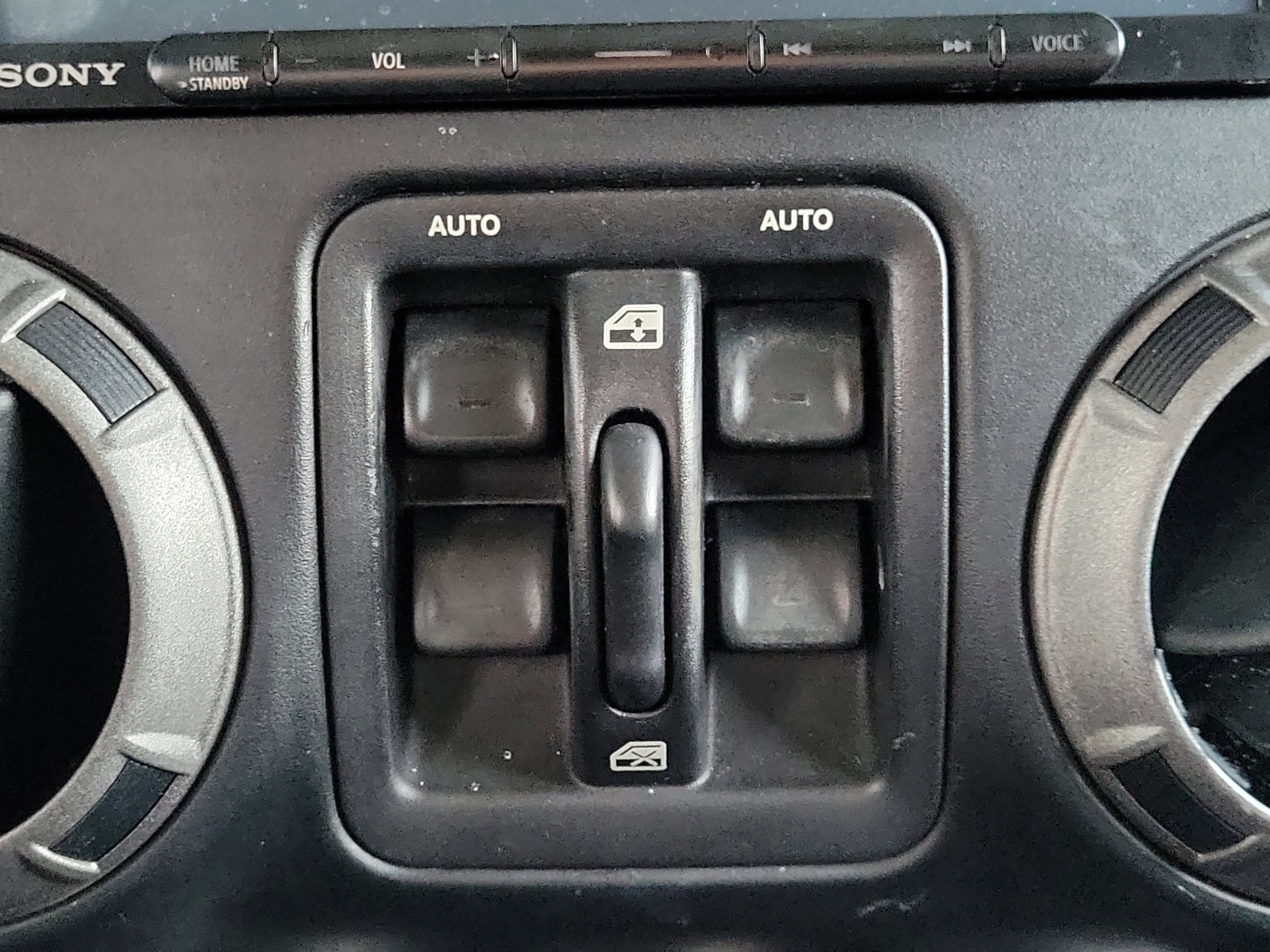 Used 2011 Black ClearCoat Jeep Unlimited Sport image 19