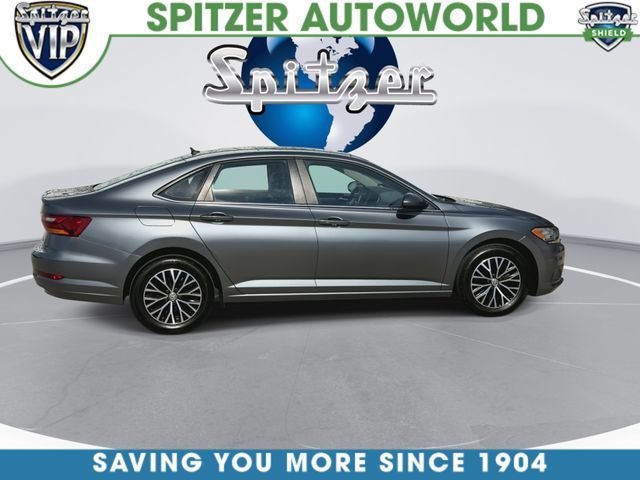 Used 2019  Volkswagen S image 10
